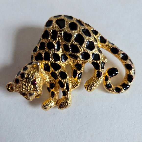 Vintage Park Lane Cheetah Gold Tone Enameled Brooch Pin Pendant. - Picture 5 of 5